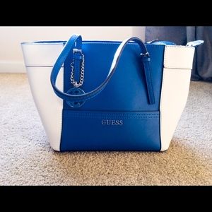 NWT Guess Blue and white handbag